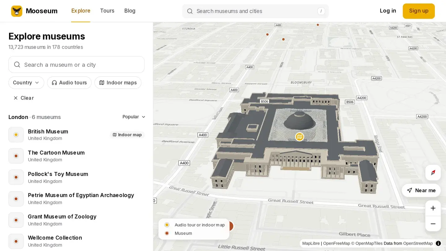The British Museum in 3D on the Mooseum explore map, tilted to show its colonnade and domed Reading Room